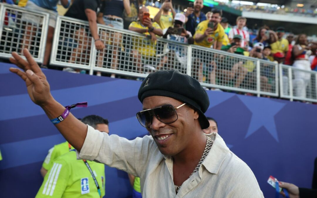 Ronaldinho meldes på vej til comeback hos Ravenna