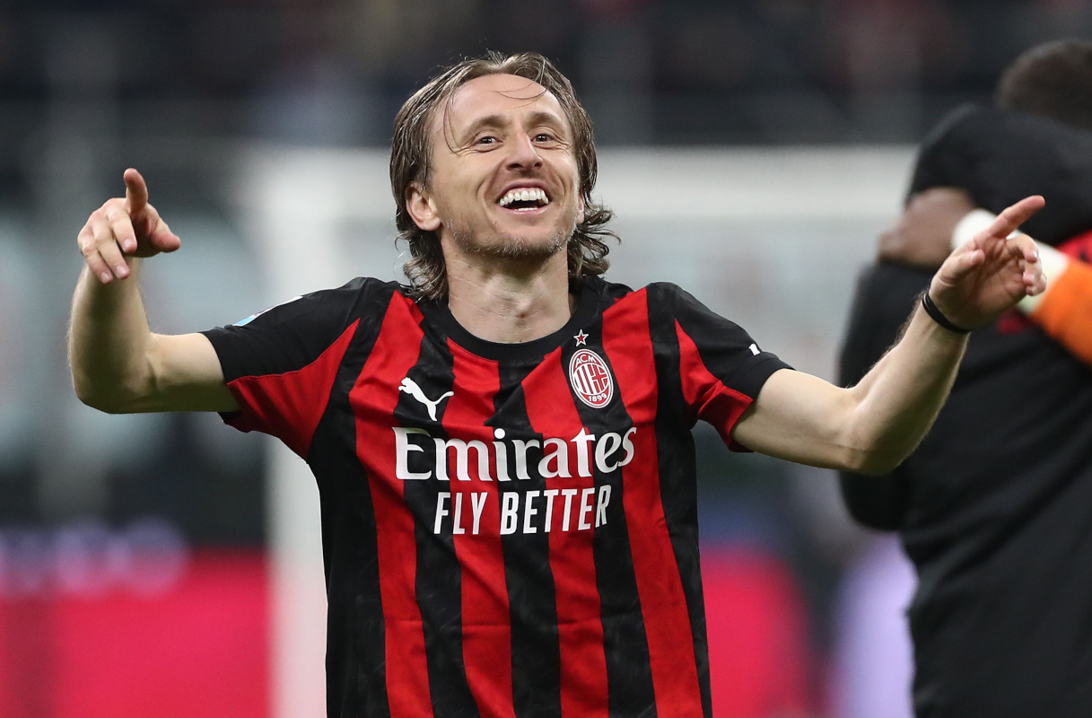 Modric meldes tæt på ny kontrakt med Milan Modric meldes tæt på ny kontrakt med Milan