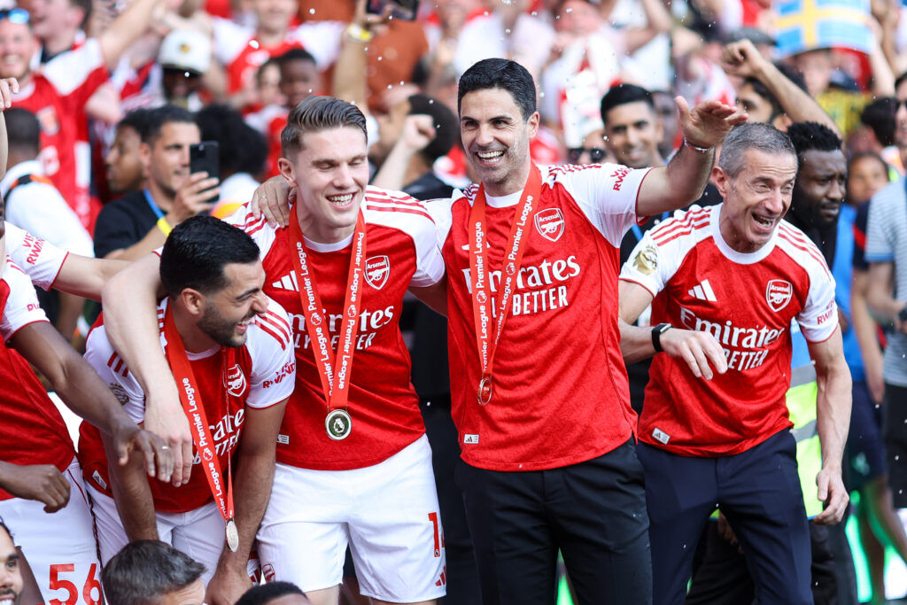 Arsenal meldes på udkig efter ny midterforsvarer Arsenal meldes på udkig efter ny midterforsvarer