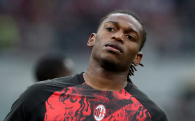 Leao meldes på vej væk fra Milan efter agentbrud