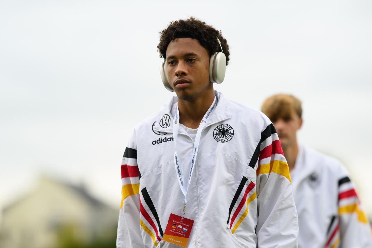 Bayern-talent forlænger kontrakten med klubben Bayern-talent forlænger kontrakten med klubben