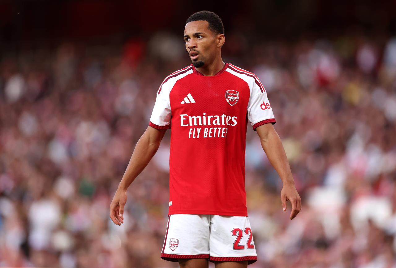 Dortmund overvejer Arsenal-talent som erstatning for skadede Konstantelias Dortmund overvejer Arsenal-talent som erstatning for skadede Konstantelias