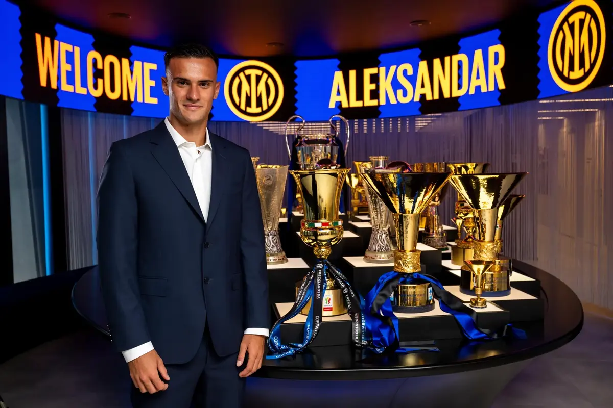 Inter afviser Brentfords bud på 300 mio. kr. for Stankovic