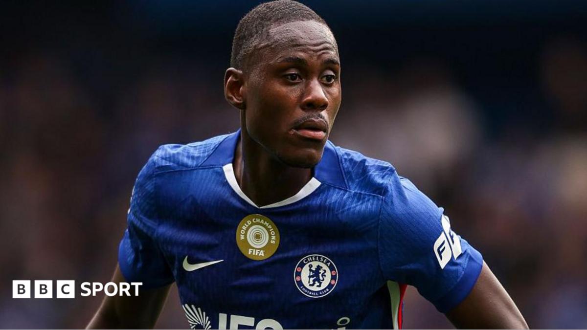 Como skriver kontrakt med forsvarsspiller Chalobah fra Chelsea Como skriver kontrakt med forsvarsspiller Chalobah fra Chelsea