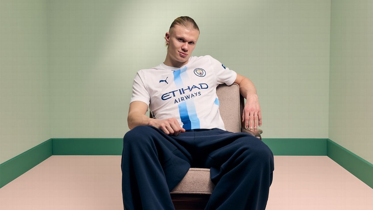 Man City og Puma præsenterer tredje trøje designet med AI