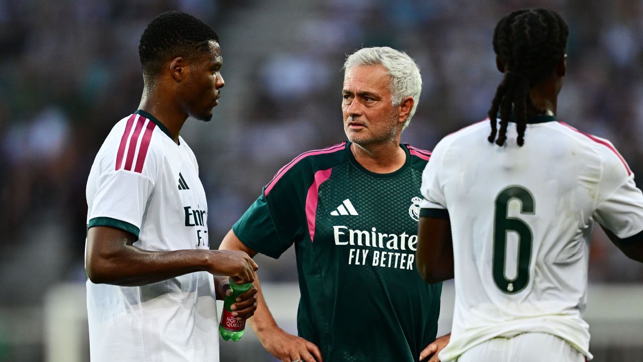 Mourinho tilbage som træner for Real Madrid ifølge flere medier Mourinho tilbage som træner for Real Madrid ifølge flere medier