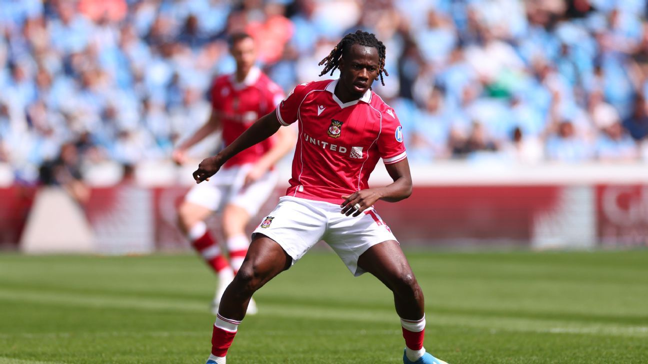 Wrexham henter Kaboré i Manchester City