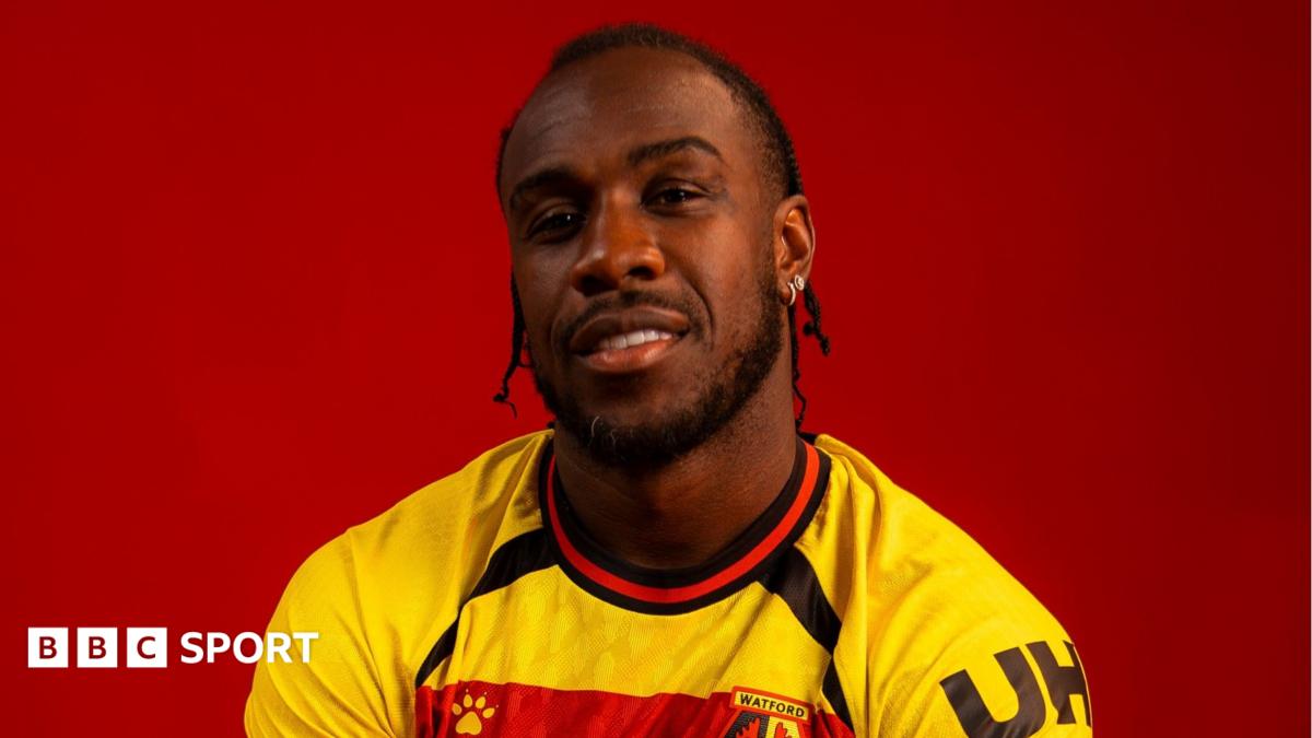 Tidligere West Ham-angriber Antonio skifter til Watford Tidligere West Ham-angriber Antonio skifter til Watford
