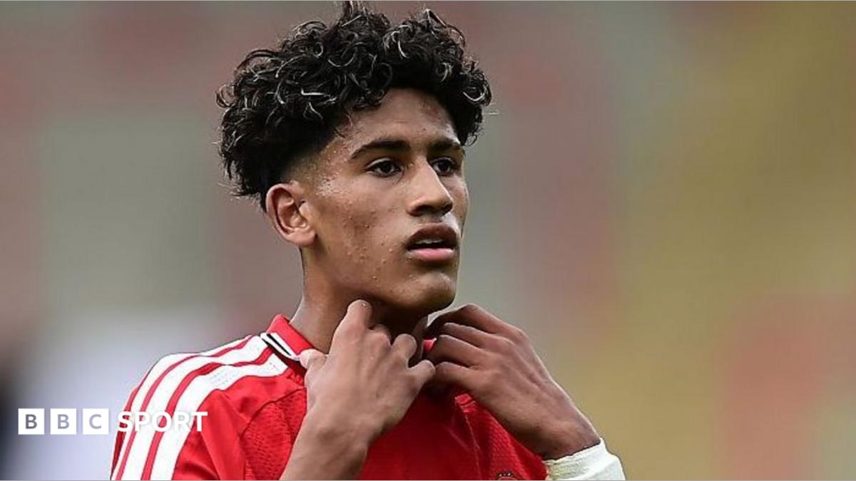 Ungdomsstjerne JJ Gabriel, 15, tæt på at forlade Man Utd