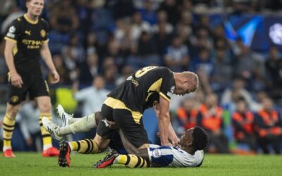 Haaland hævder Porto-spiller greb ham bagi