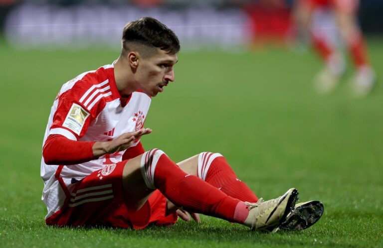 Bryan Zaragoza ser tilbage på udfordrende tid i Bayern München