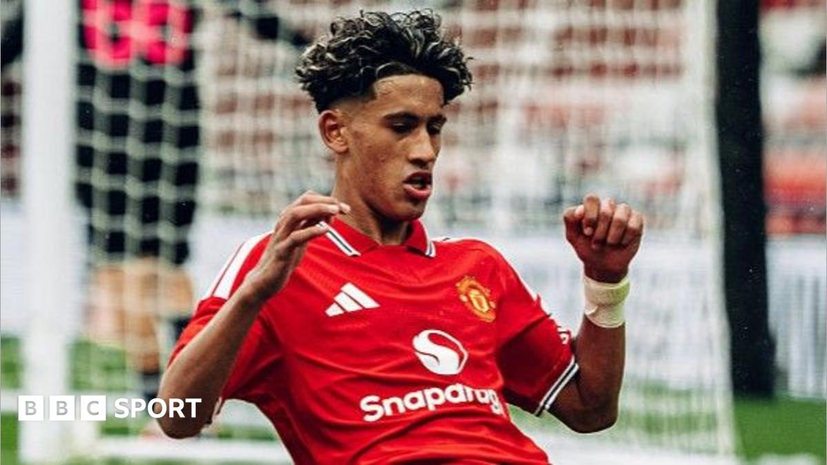 Gabriel med på Man Utd-holdfoto, men ingen tegn på forsoning