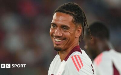 Chris Smalling skifter til Porto på fri transfer